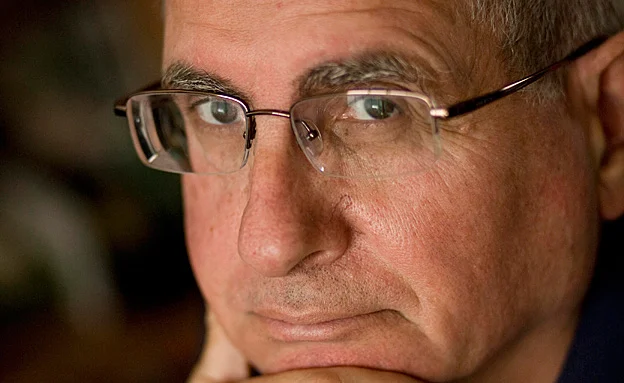 ד''ר אבשלום אדרת