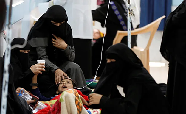 מיליוני אזרחים חסרי בית או מזון