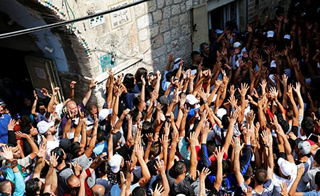 חזרו להתפלל בהר, אתמול