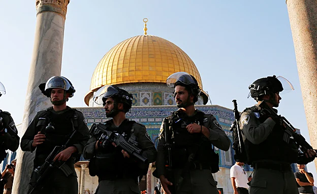 יוכפלו השוטרים בכניסות להר הבית