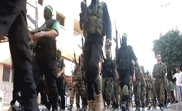 ''כל הממשלות צועדות בצעד האיוולת'' (חדשות 2)