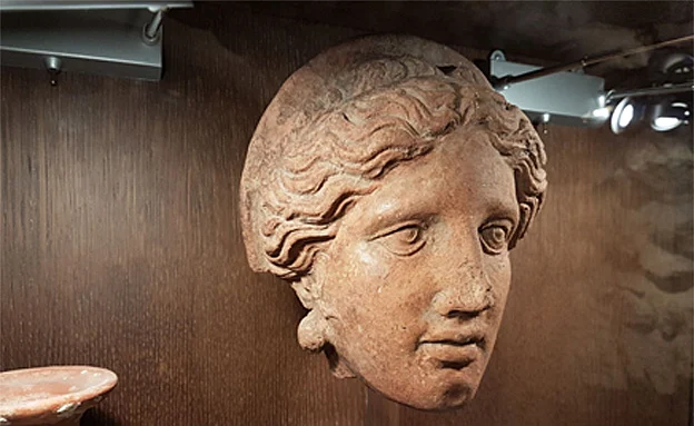 מהעתיקות בזירה