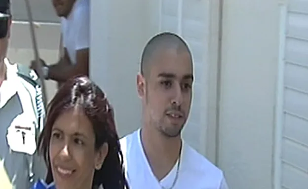 אזריה ואמו בפתח הדיון