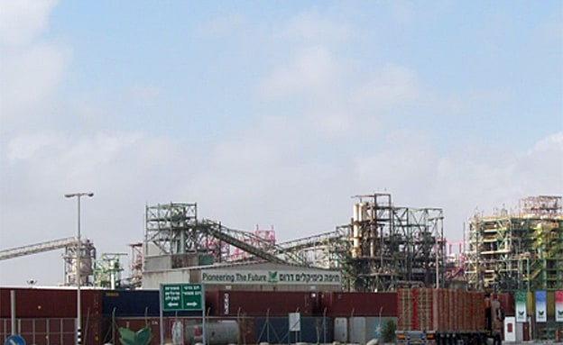 המפעל בדרום (עופר ארנון, המשרד להגנת הסביבה)