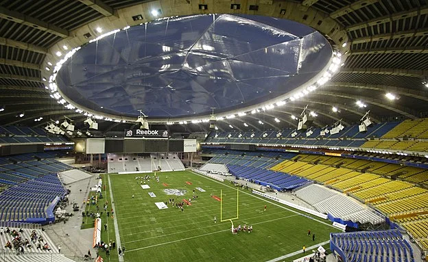 הצטדיון במונטריאול