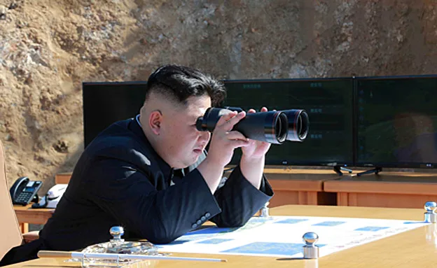 מאיים על העולם. קים ג'ונג און