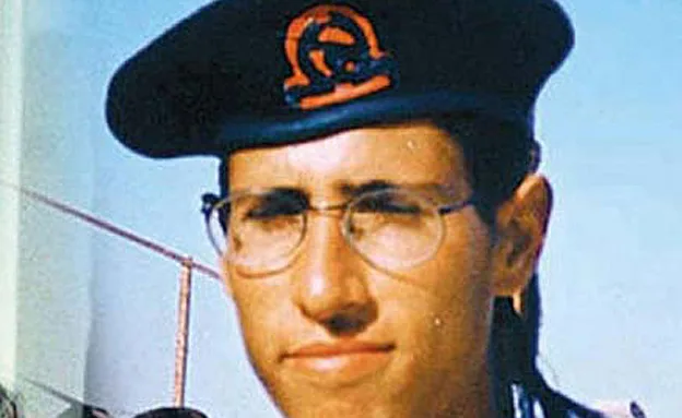 יצא להתבודד או שאולי נחטף? (מתוך האתר ''גיא חבר'')