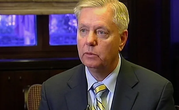 לינדזי גרהאם, ארכיון (חדשות 2)