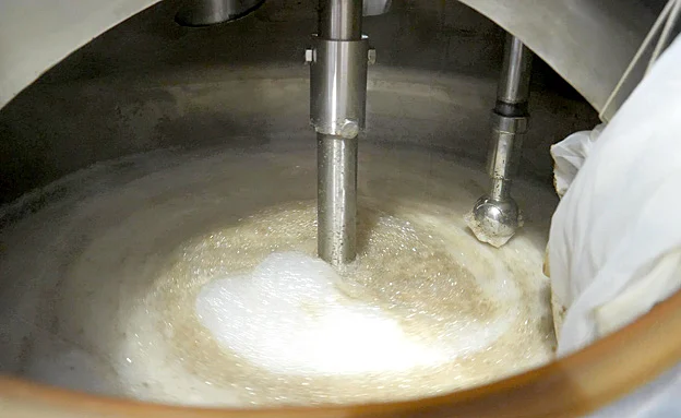 משרים את תערובת הלתת במים קרים (חדשות 2)