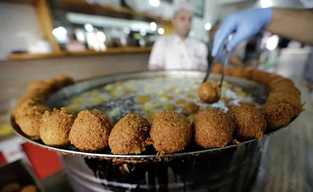 ולנו יש פלאפל