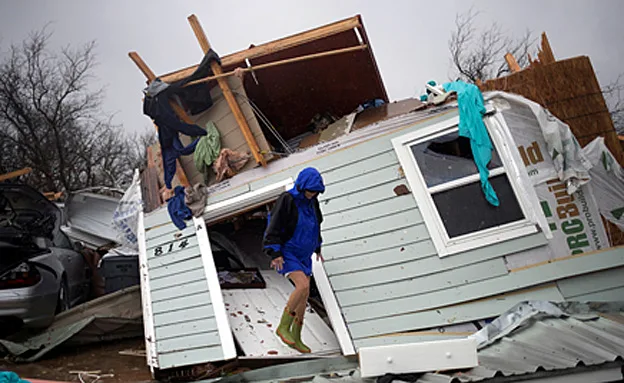 30,00 פונו מבתיהם (רויטרס)
