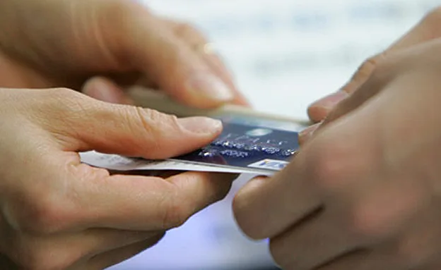 ''מרמים את הלקוח עצמו'' (רויטרס)