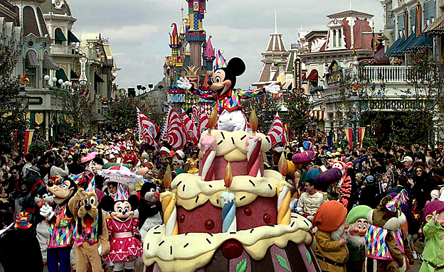 חלום קטן שהפך לאימפריה (רויטרס)