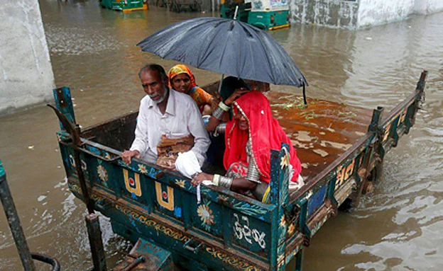 המונסון הקשה ביותר מזה שנים (SKY NEWS)