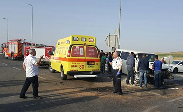 שוב תאונה בכביש 25, ארכיון (דוברות מד''א)