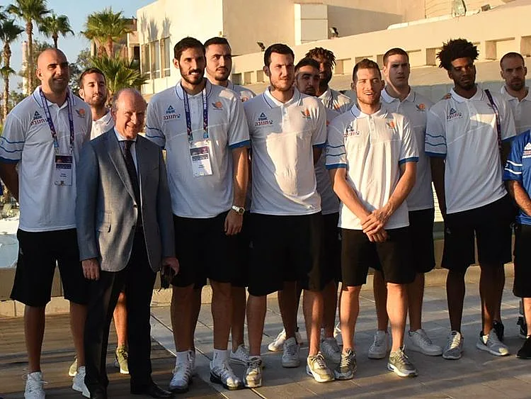 רוני פורטיס והנבחרת