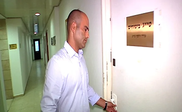 טייג. עבר לתחום הביטוח (חדשות 2)