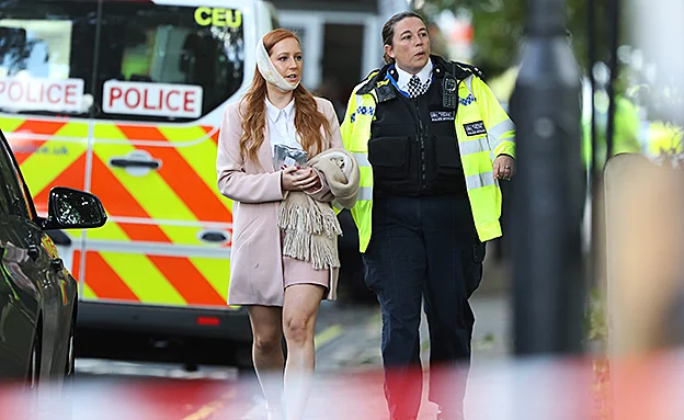 חיילים במקום שוטרים. לונדון, אתמול (רויטרס)