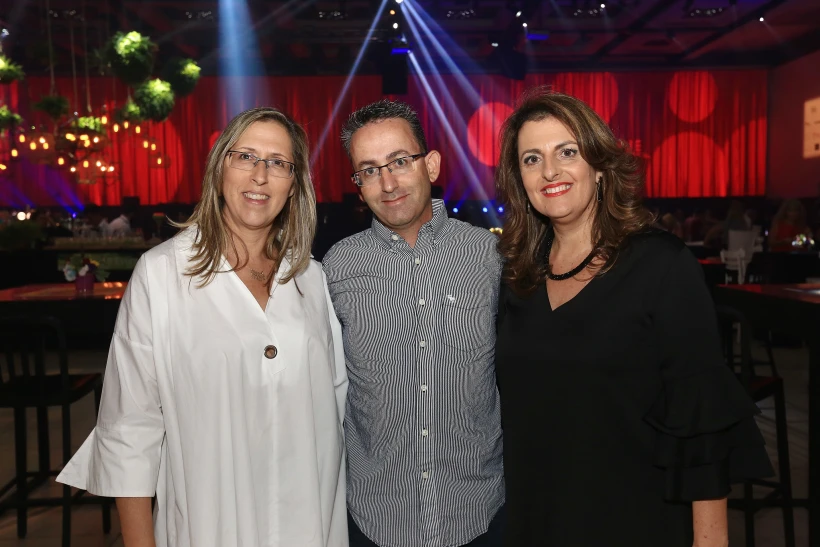 טלי שרון, מייק כהן ושרון אונגר