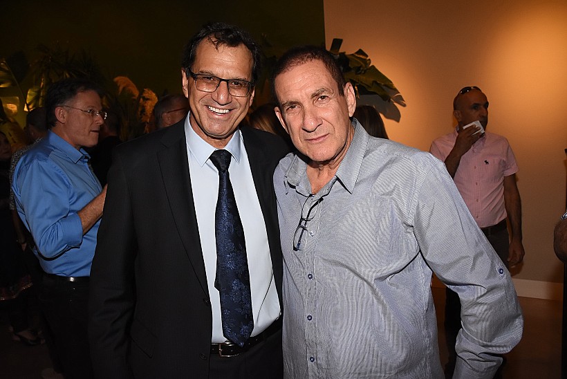 יפתח רון טל ומנשה זילכה. צילום: אביב חופי