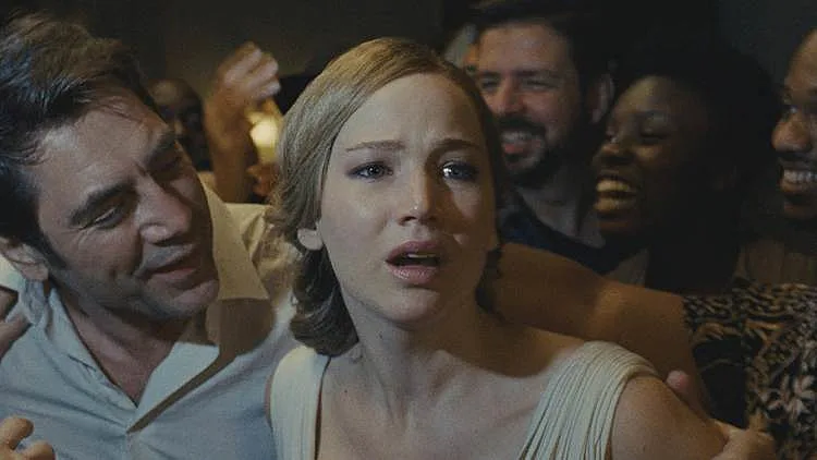 אמא! ג'ניפר לורנס