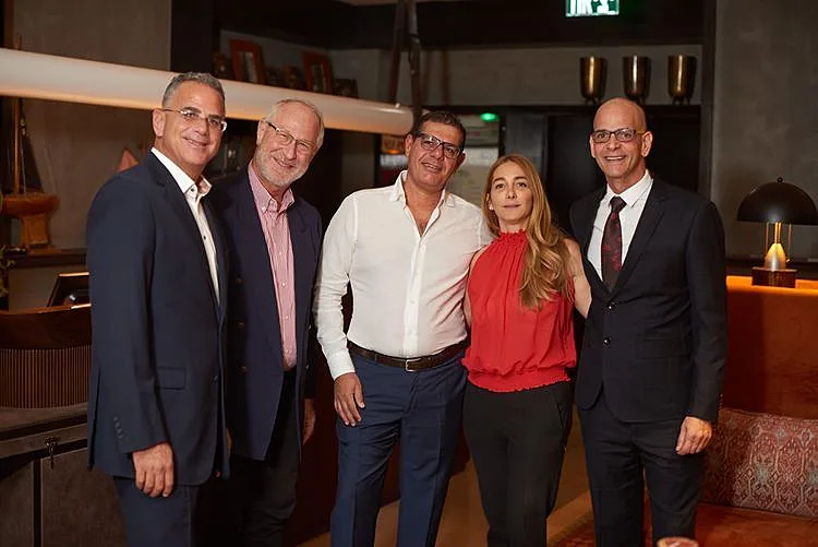 חיים אלקובי, ראובן אלה, דנה אוברזון ואבי שוויקי ומשה זנד