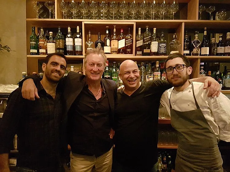 בריאן בראון, גיא אריש ודורון מולה