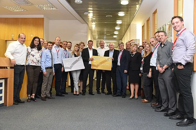 דורון ספיר, איציק אברכהן ובכירי החברות