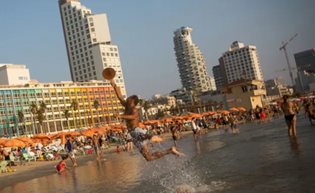 התקררות, רק ממחר (ארכיון)