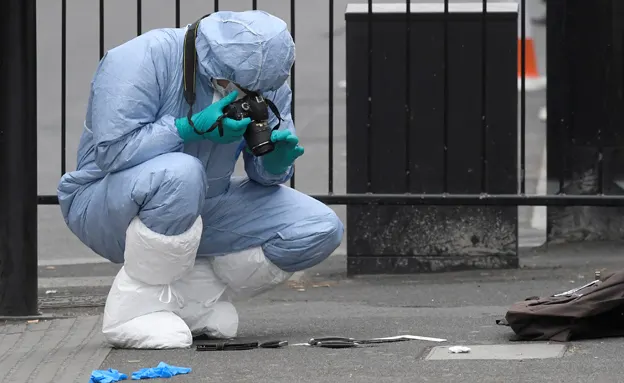 הסכינים שנמצאו בזירה