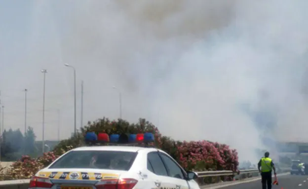 שריפה בכביש 1