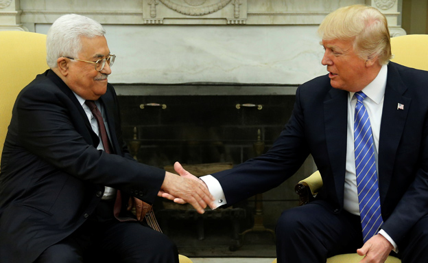 פגישה טעונה בין טראמפ לאבו מאזן