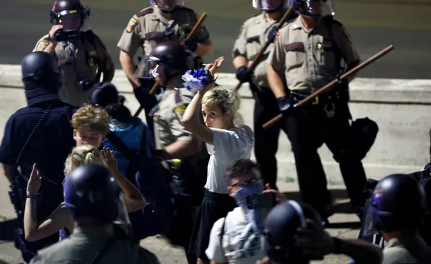 18 נעצרו בעימותים עם המשטרה (רויטרס)