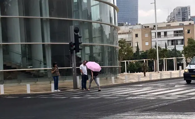 גשם בת''א (מתן טיילר)