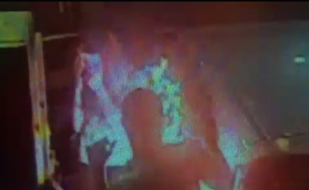 רגעי הפיצוץ בתחנת הדלק
