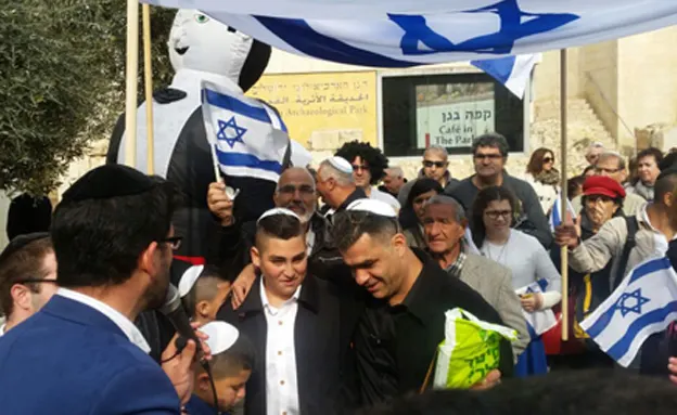 חגיגות בר המצווה של נאור בן עזרא (חדשות 2)