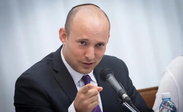 המשבר ייפתר? שר החינוך בנט (פלאש 90, מרים אלסטר)