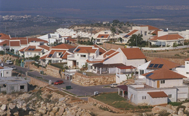 חברות שפועלות מעבר לקו הירוק ייפגעו? (עמוס בן גרשום, לע''מ)