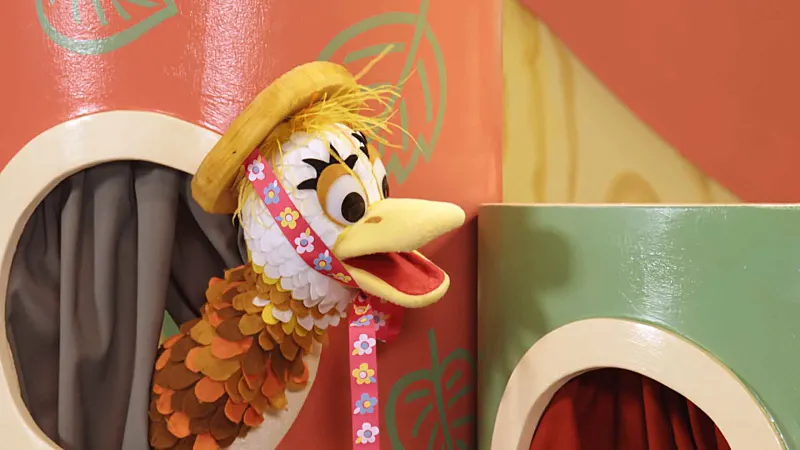 פרפר נחמד, עונה 1, פרק 1 - איך דמיון מתגלגל