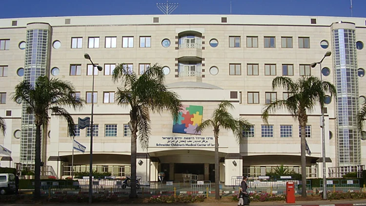 ביה"ח שניידר. מרכז שניידר לרפואת ילדים בישראל. בית חולים