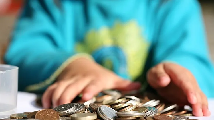 איפה הכי כדאי לחסוך כסף לילדים?