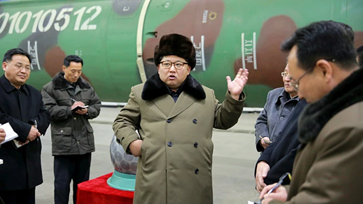 "אנחנו נעריך מחדש את ההסכם הם צפון קוריאה"