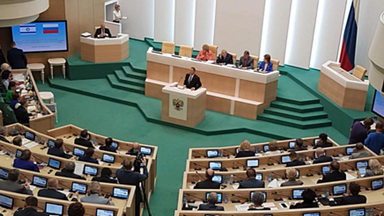 אדלשטיין בפרלמנט הרוסי. היום