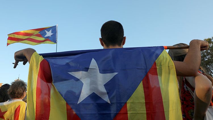 משאל העם שמפלג את ספרד. צפו בכתבה מאתמול (רויטרס)