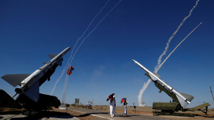 "צרפת ללבנון: 'ישראל לא תעמוד מנגד בנוגע למפעלי הטילים'"