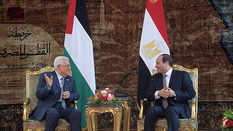פגישתם של יו"ר הרשות הפלסטינית, אבו מאזן, ושל נשיא מצרים עבד אל-פתאח א-סיסי