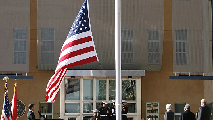 רקטה נחתה סמוך לשגרירות ארה"ב בעיראק; אין נפגעים