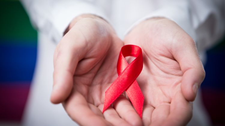 סרט אדום - סמל המאבק העולמי בנגיף ה-HIV