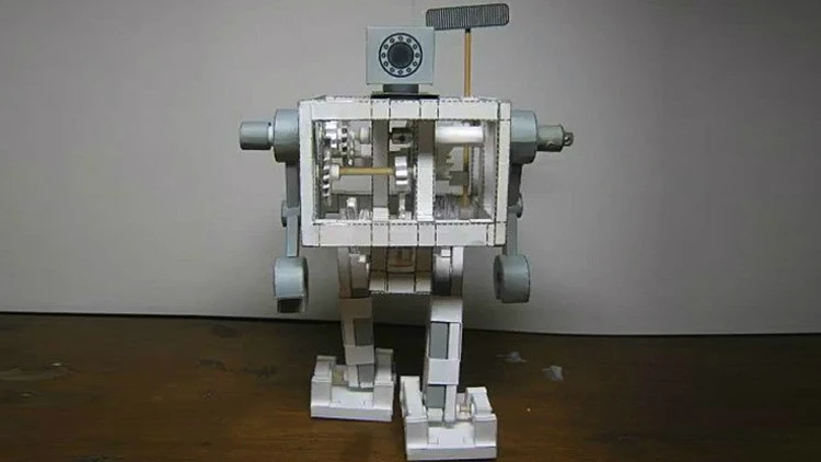 רובוט מכני מנייר