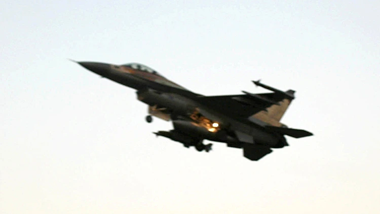 מטוס f-16